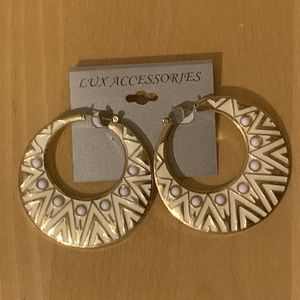 Lux Accessories Hoop Earrings